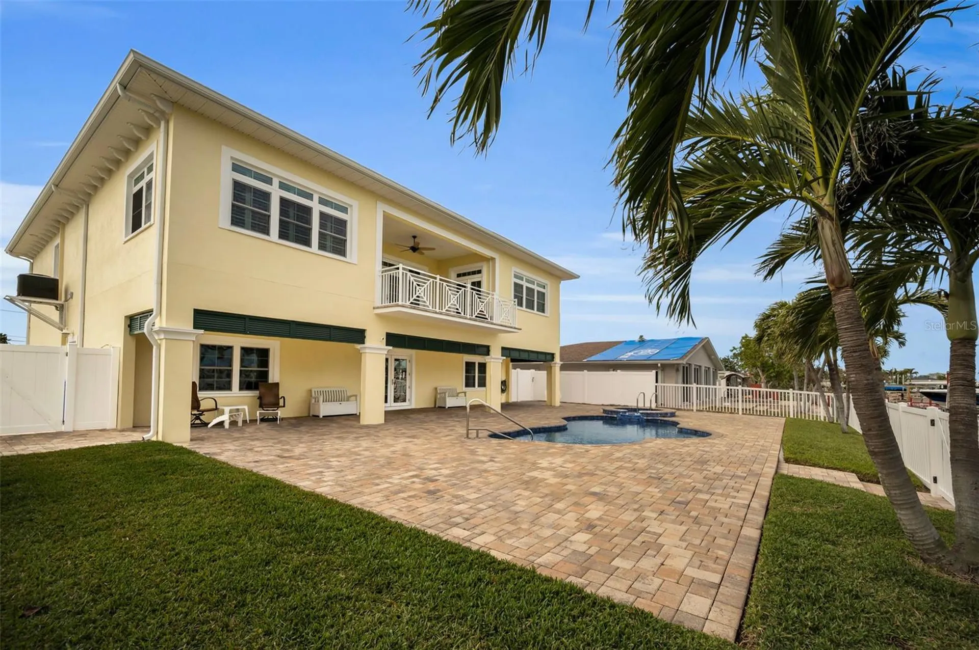 11325 5th Street E Treasure Island FL 33706