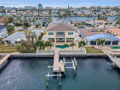 11325 5th Street E Treasure Island FL 33706