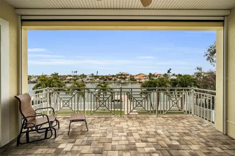 11325 5th Street E Treasure Island FL 33706