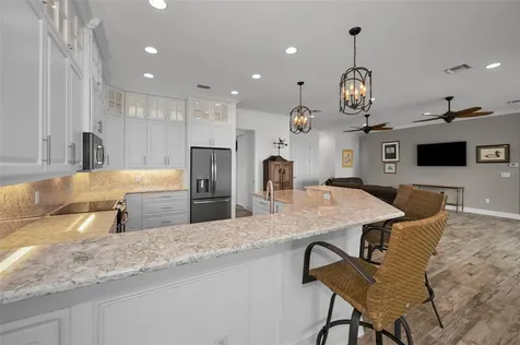 11325 5th Street E Treasure Island FL 33706