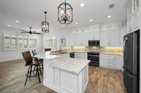 11325 5th Street E Treasure Island FL 33706