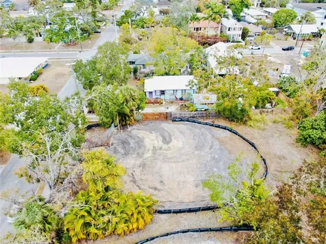 1705 6th Street Sarasota FL 34236