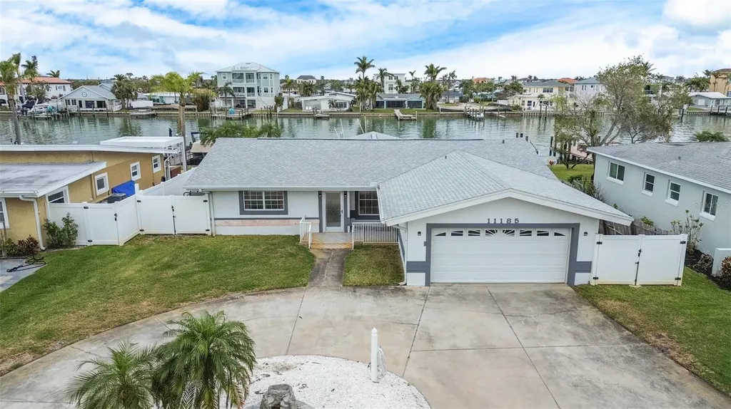 11185 5th Street E Treasure Island FL 33706