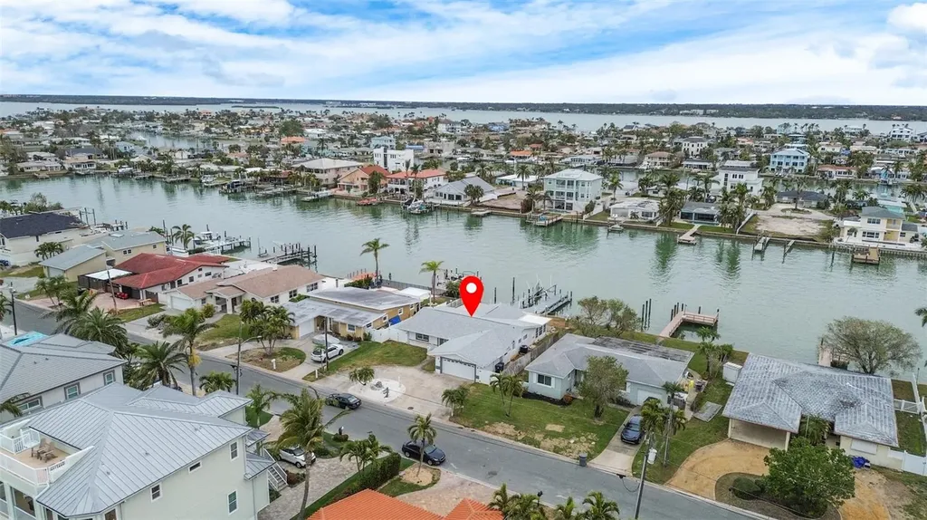 11185 5th Street E Treasure Island FL 33706
