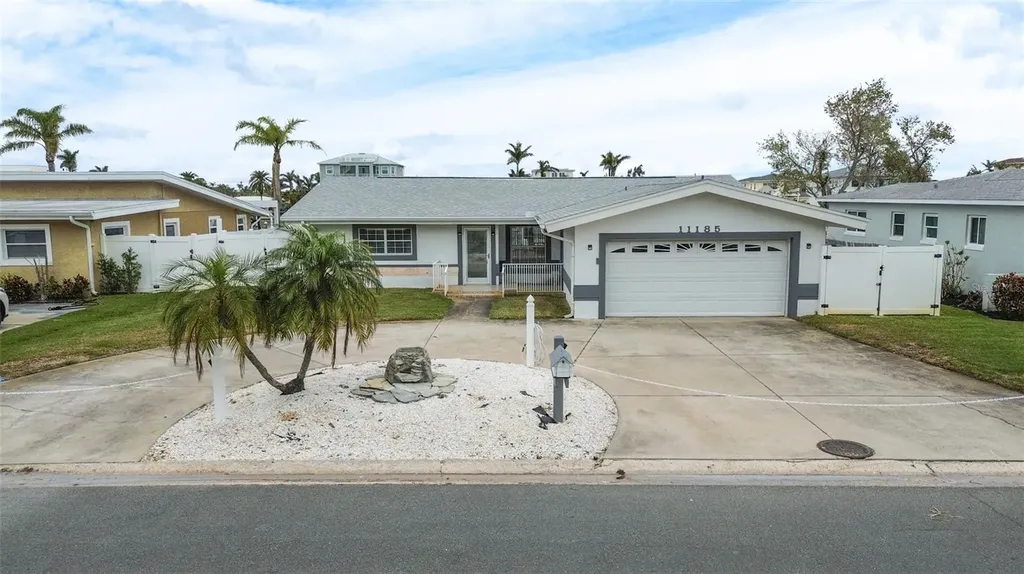 11185 5th Street E Treasure Island FL 33706