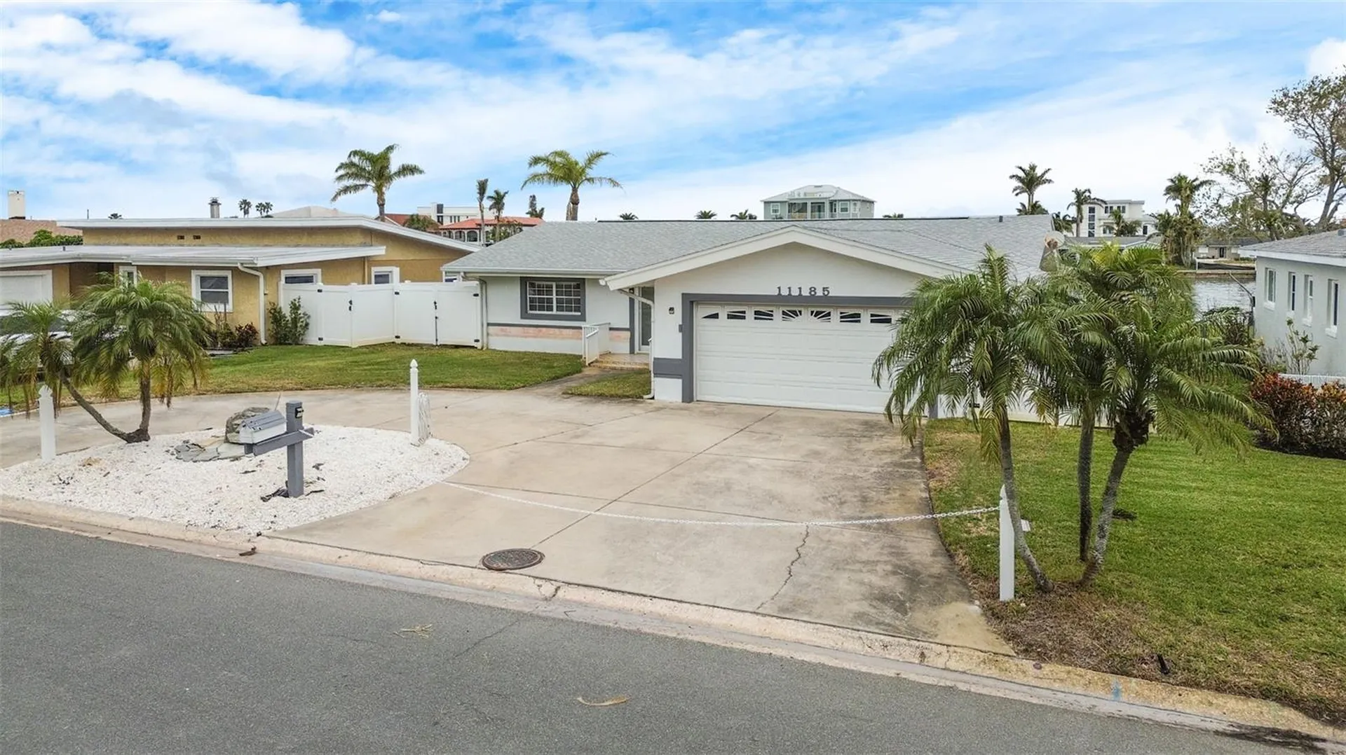 11185 5th Street E Treasure Island FL 33706