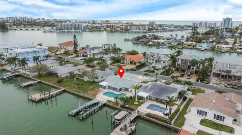 11185 5th Street E Treasure Island FL 33706