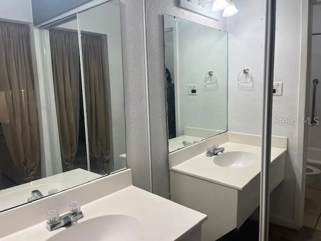 43420 Highway 27 Davenport FL 33837