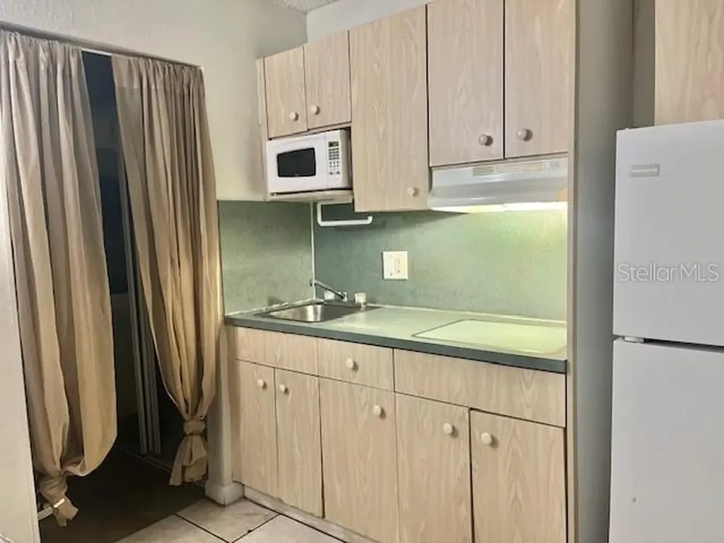 43420 Highway 27 Davenport FL 33837