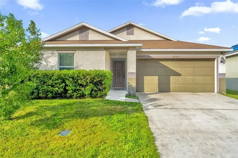 1523 Nature Trail Kissimmee FL 34746