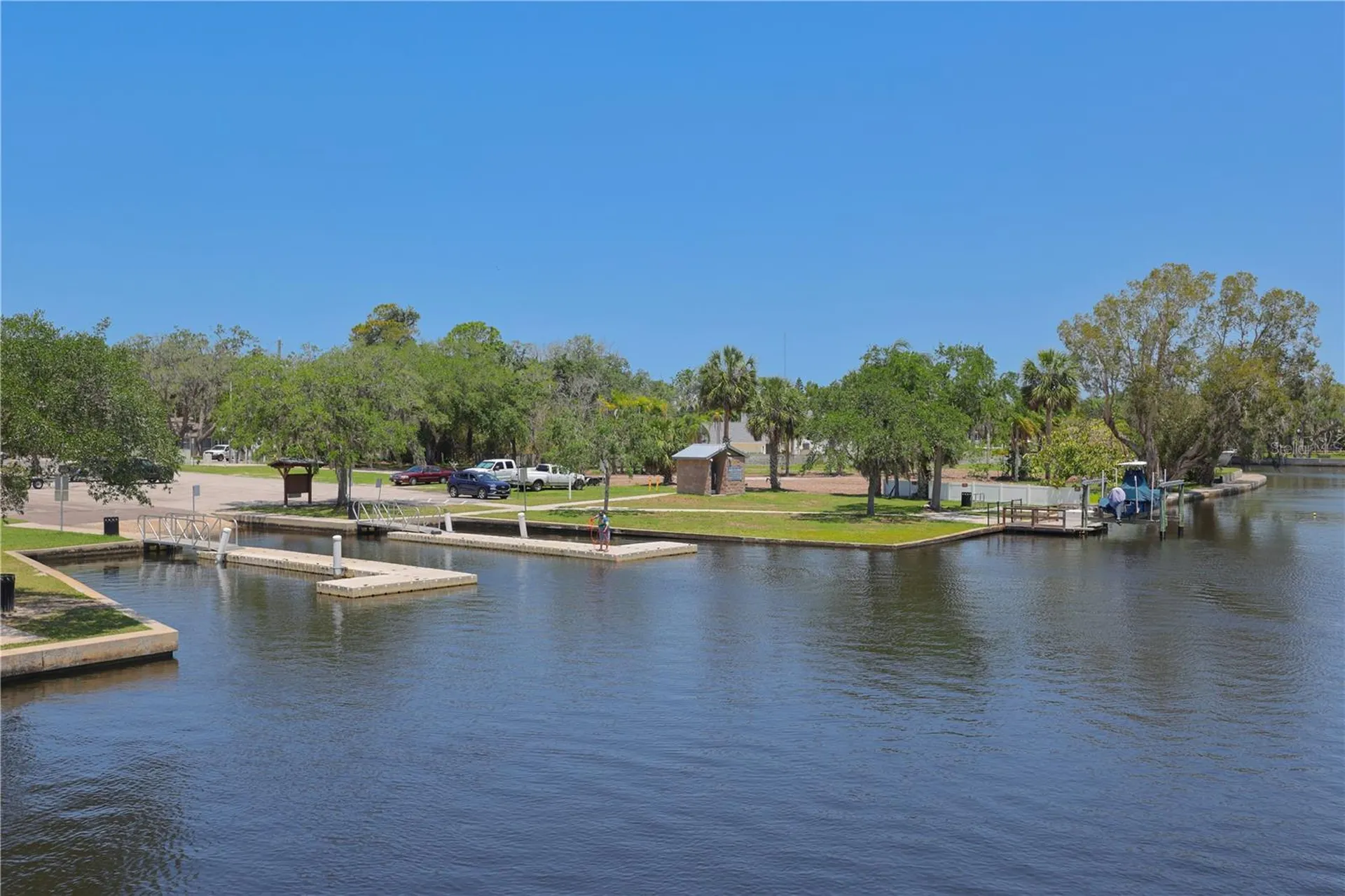 5742 Meadowlane Street New Port Richey FL 34652