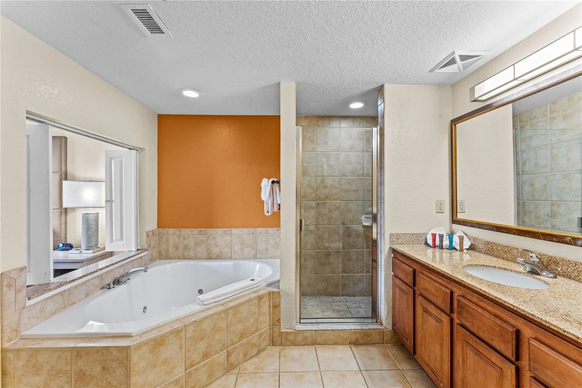 12544 Floridays Resort Drive Orlando FL 32821