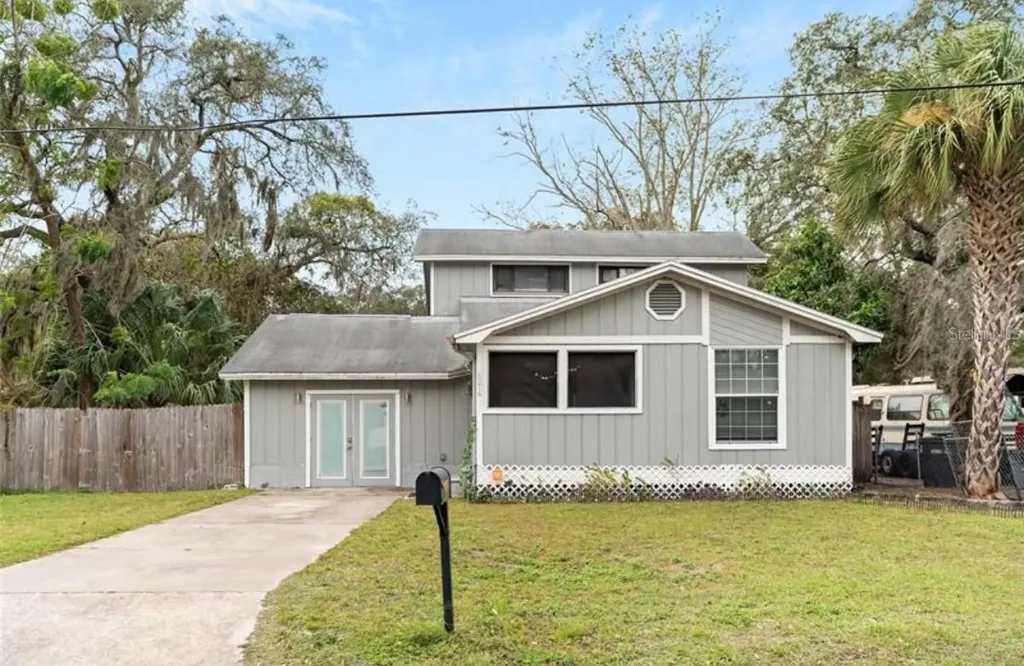 6216 N 44th Street Tampa FL 33610