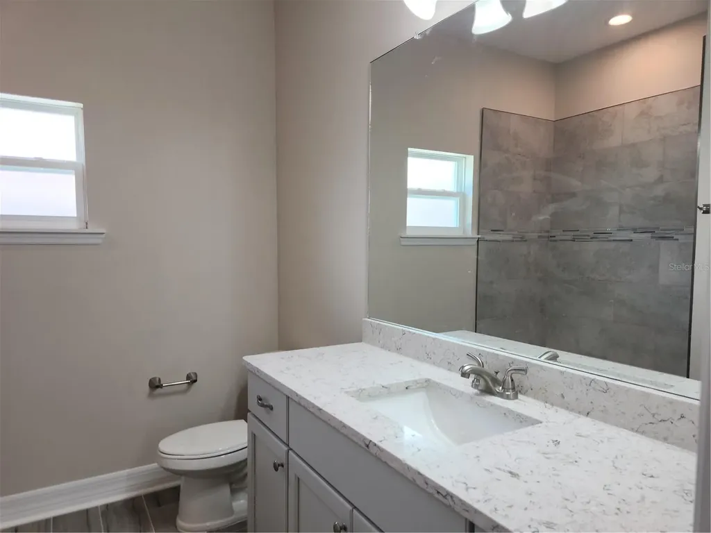 422 Shannon Estates Court Plant City FL 33563