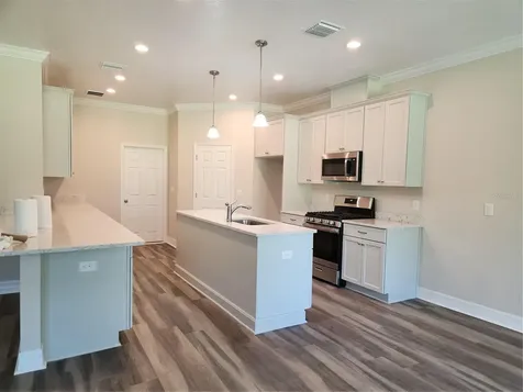 422 Shannon Estates Court Plant City FL 33563