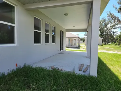 422 Shannon Estates Court Plant City FL 33563