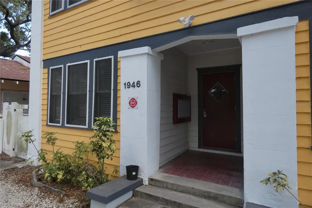 1946 3rd Avenue N St Petersburg FL 33713