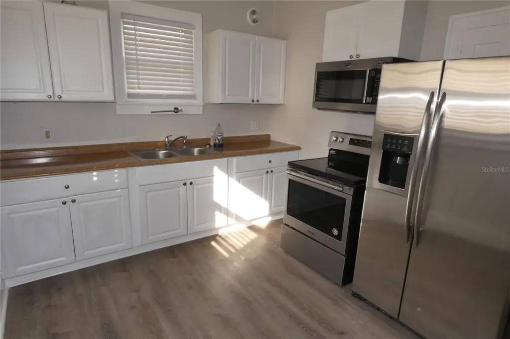 1946 3rd Avenue N St Petersburg FL 33713