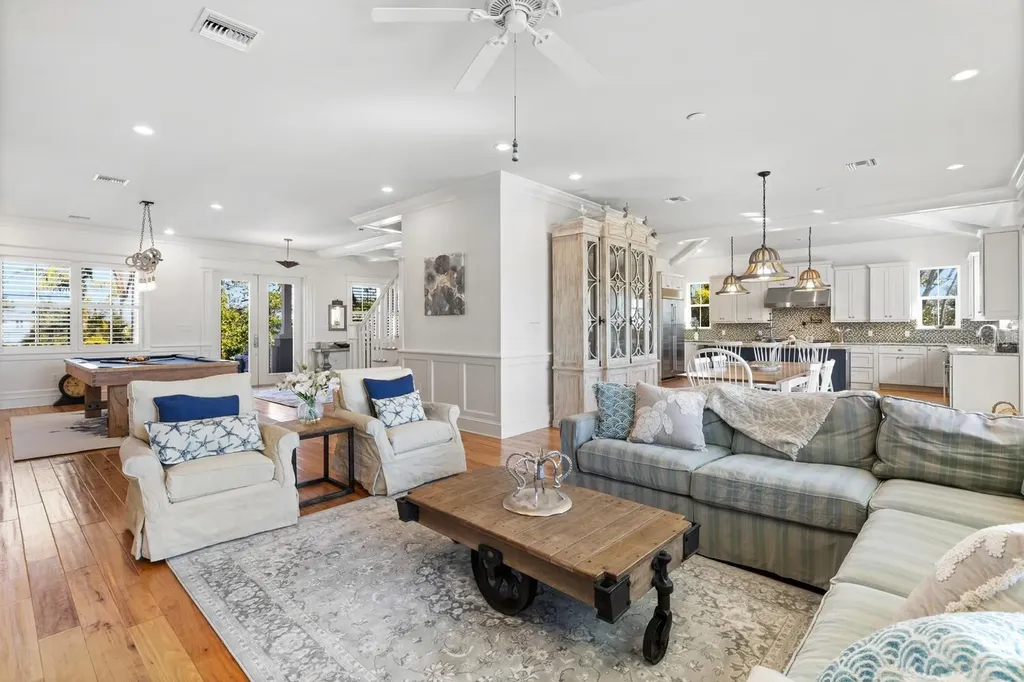 517 Blue Heron Drive Anna Maria FL 34216