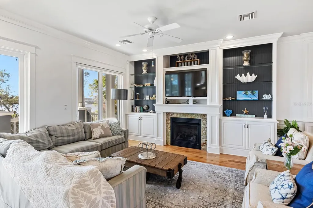 517 Blue Heron Drive Anna Maria FL 34216