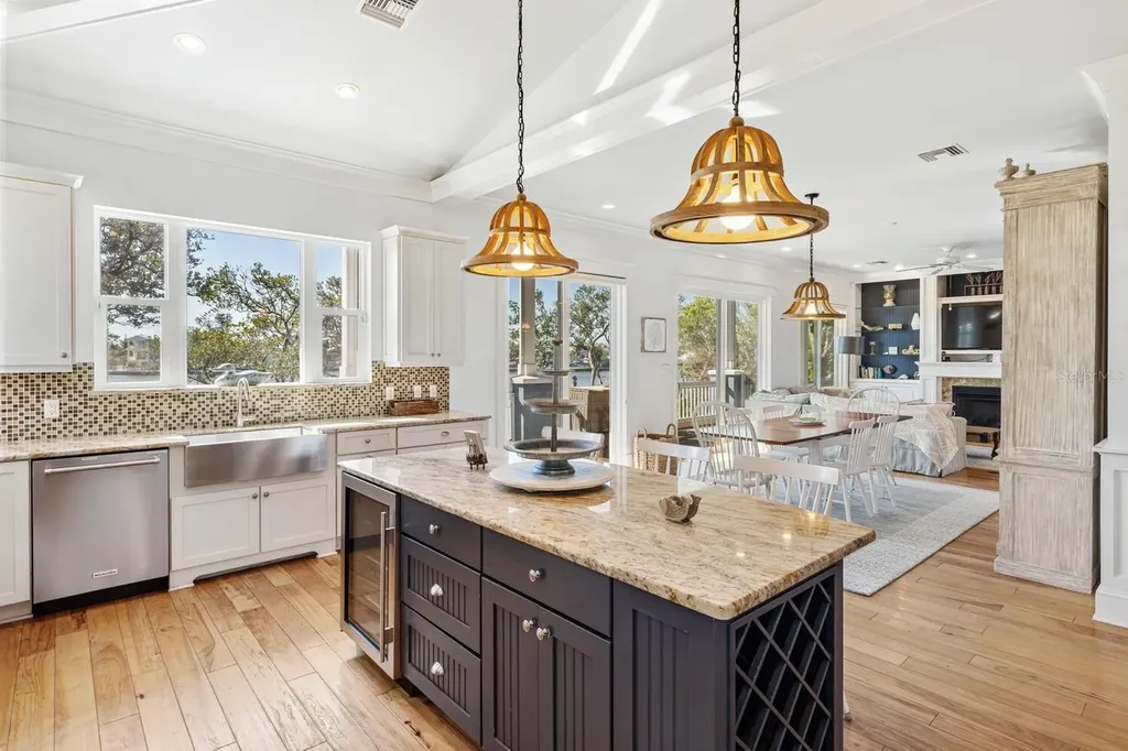 517 Blue Heron Drive Anna Maria FL 34216