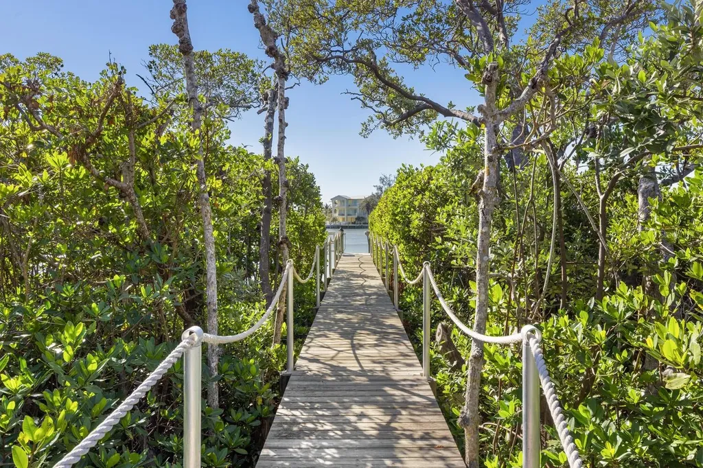 517 Blue Heron Drive Anna Maria FL 34216