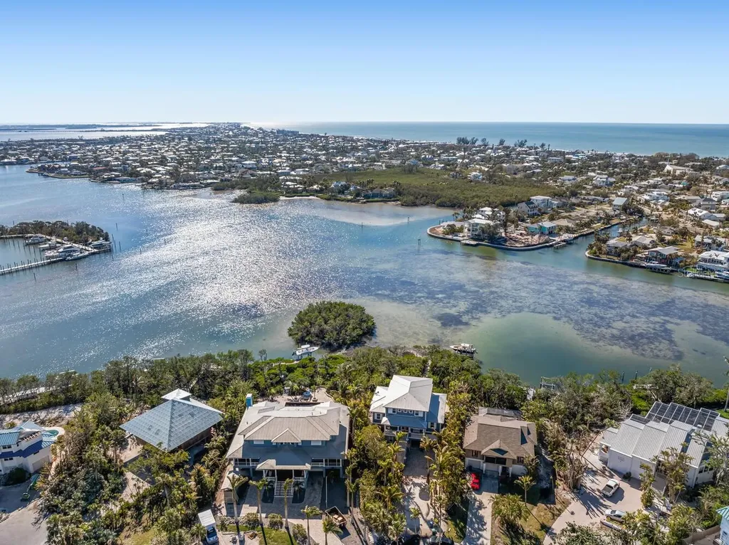 517 Blue Heron Drive Anna Maria FL 34216