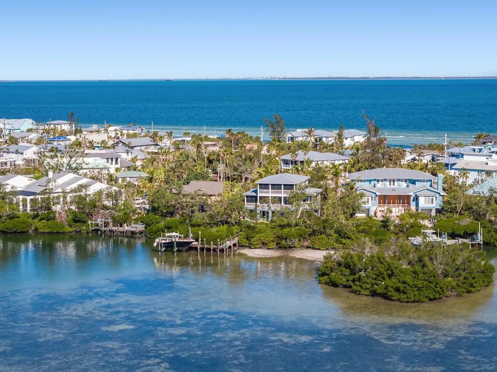 517 Blue Heron Drive Anna Maria FL 34216