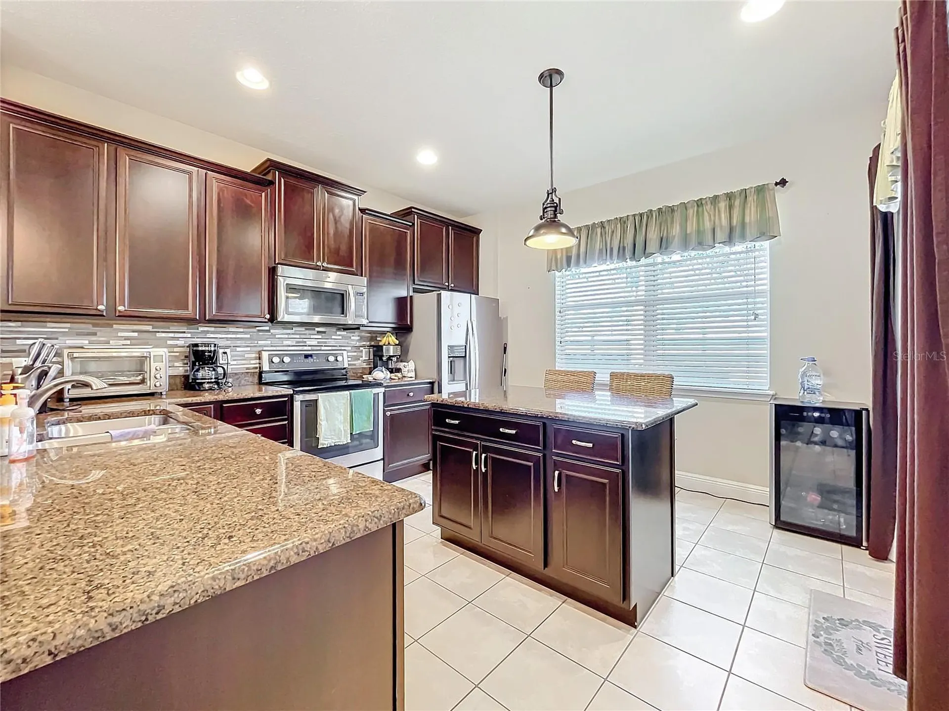 22004 Belgian Court Mount Dora FL 32757