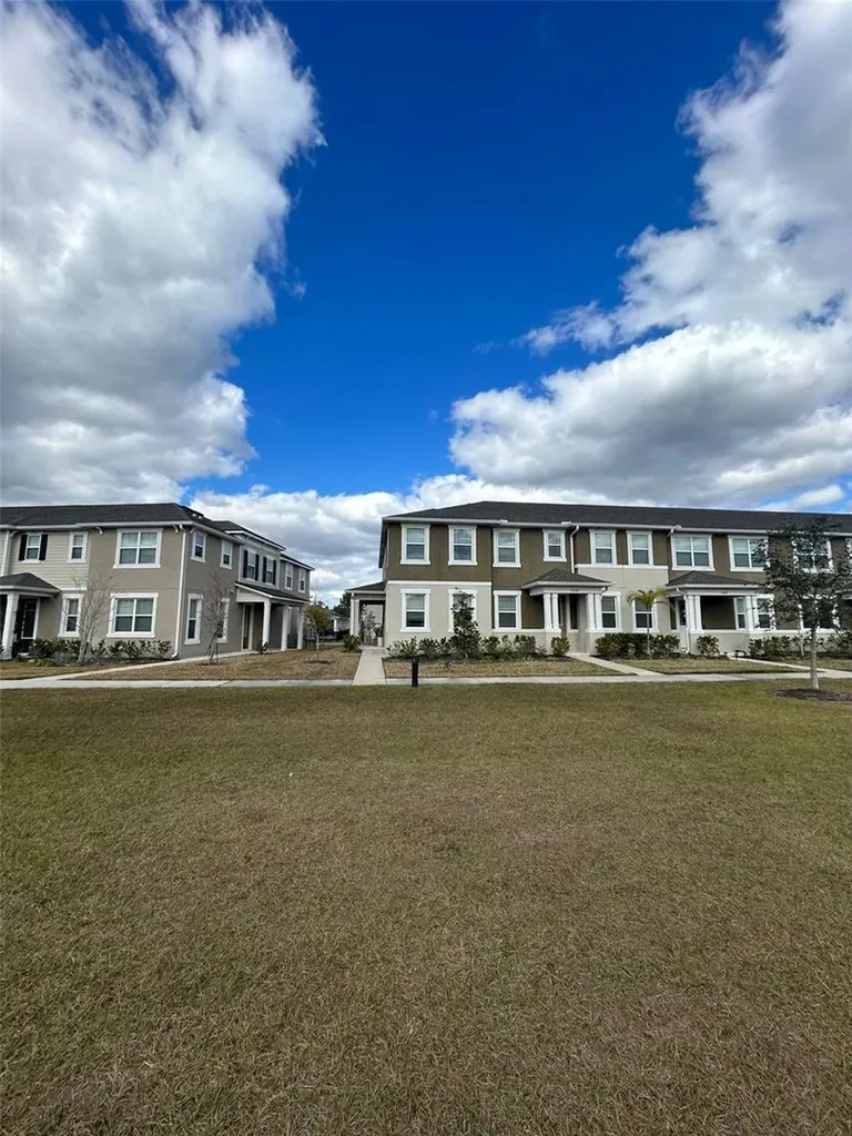 11848 Dune Alley Orlando FL 32832