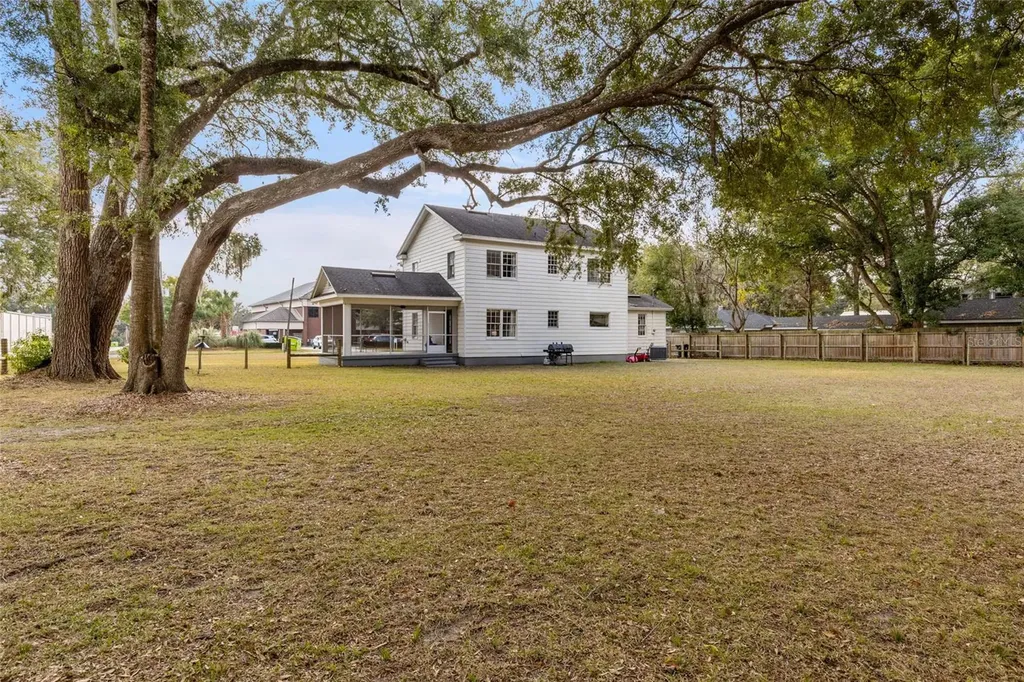 330 NE 1st Avenue Williston FL 32696