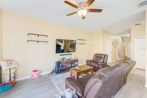 780 Spring Flowers Trail Brandon FL 33511