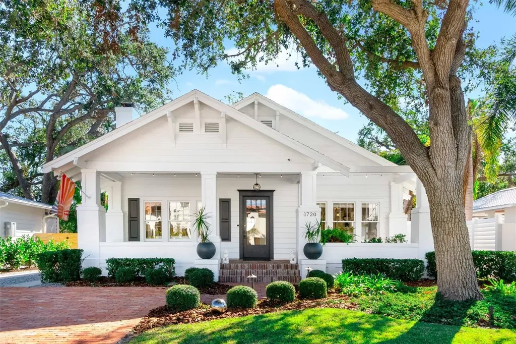 1720 Bahia Vista Street Sarasota FL 34239