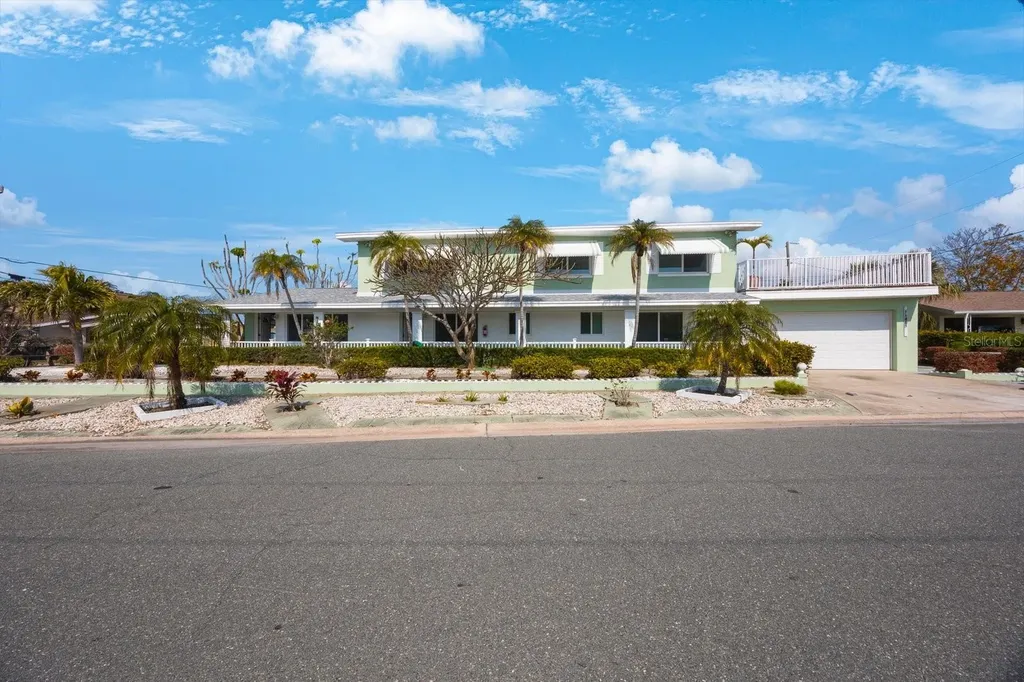 11485 2nd Street E Treasure Island FL 33706