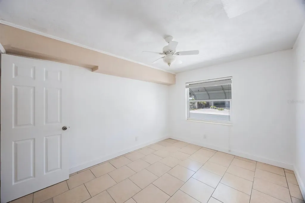 11485 2nd Street E Treasure Island FL 33706