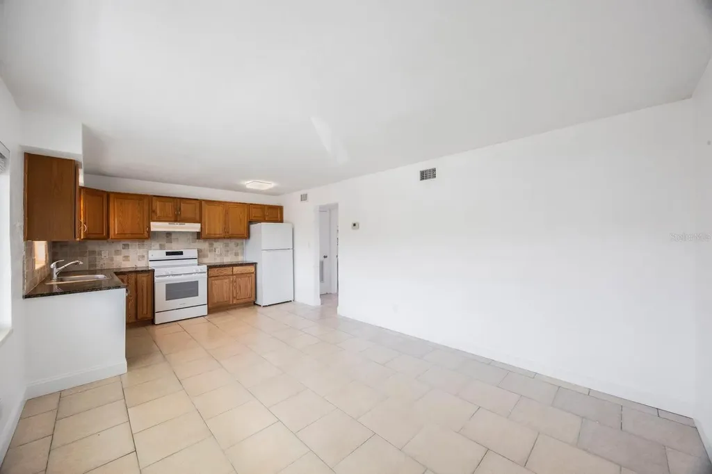 11485 2nd Street E Treasure Island FL 33706