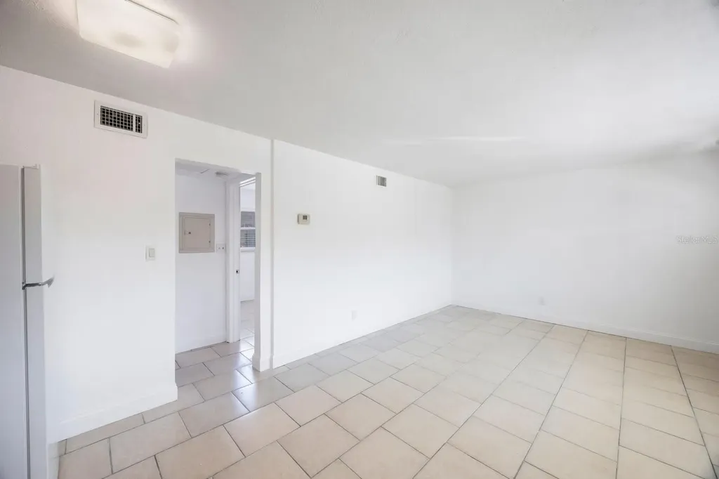11485 2nd Street E Treasure Island FL 33706