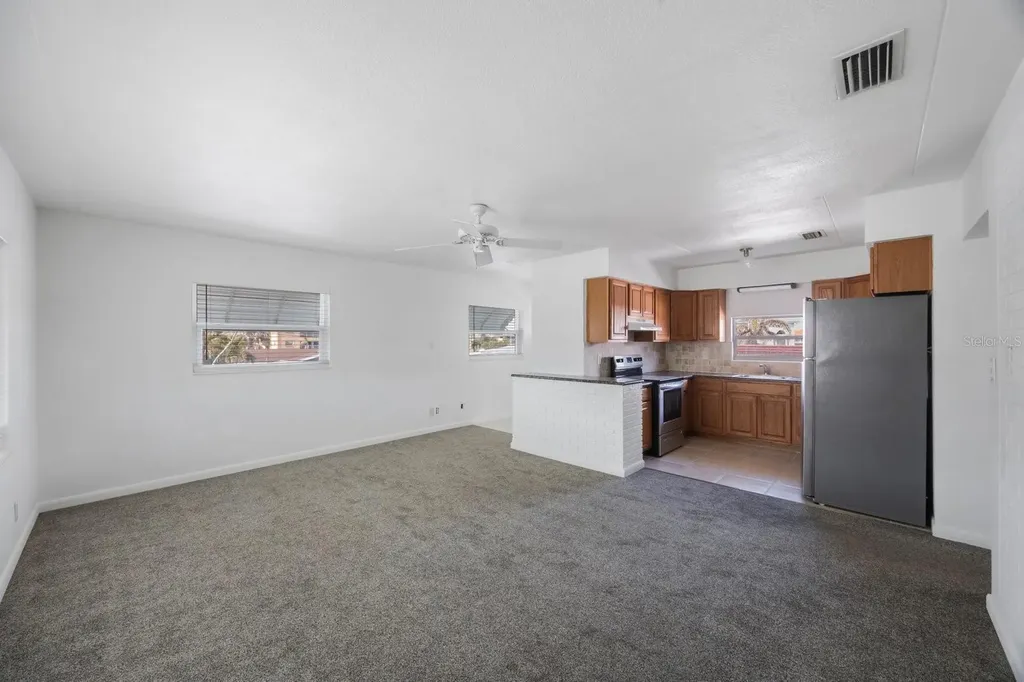 11485 2nd Street E Treasure Island FL 33706