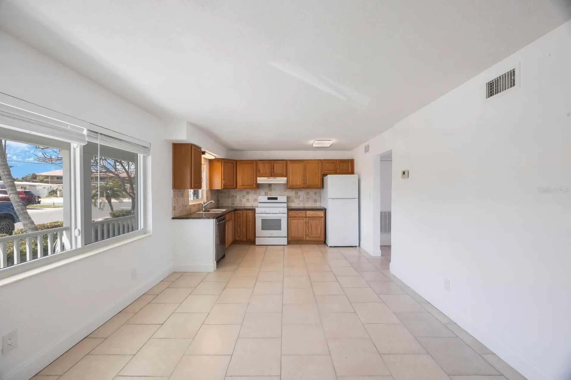 11485 2nd Street E Treasure Island FL 33706