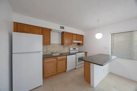 11485 2nd Street E Treasure Island FL 33706