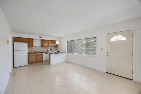 11485 2nd Street E Treasure Island FL 33706