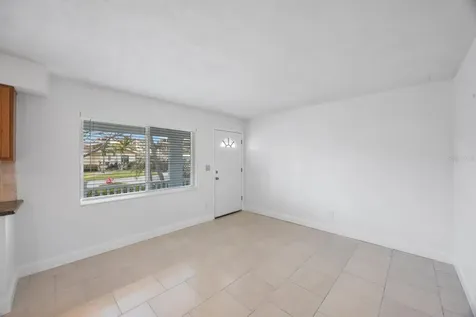 11485 2nd Street E Treasure Island FL 33706