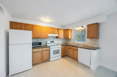11485 2nd Street E Treasure Island FL 33706