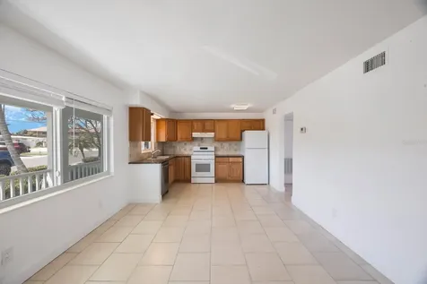 11485 2nd Street E Treasure Island FL 33706