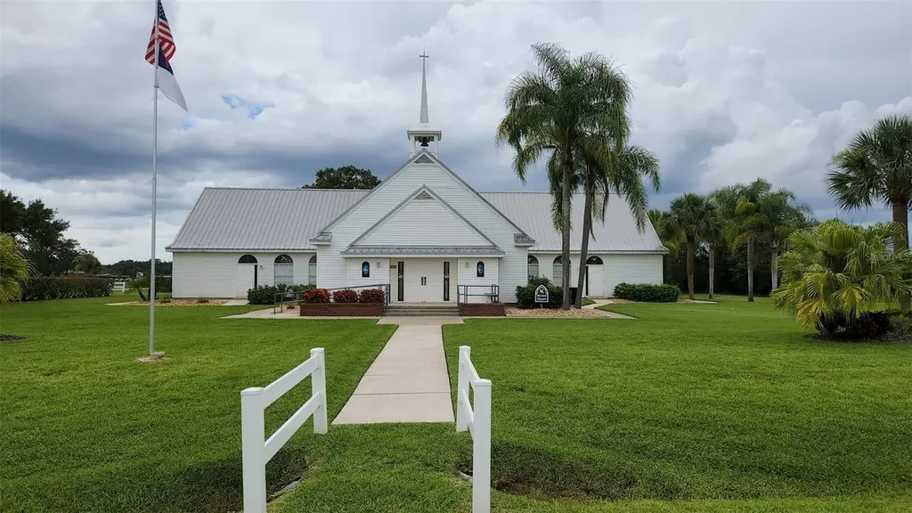 253 Saddle Lane River Ranch FL 33867