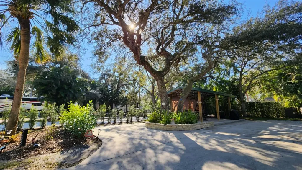253 Saddle Lane River Ranch FL 33867