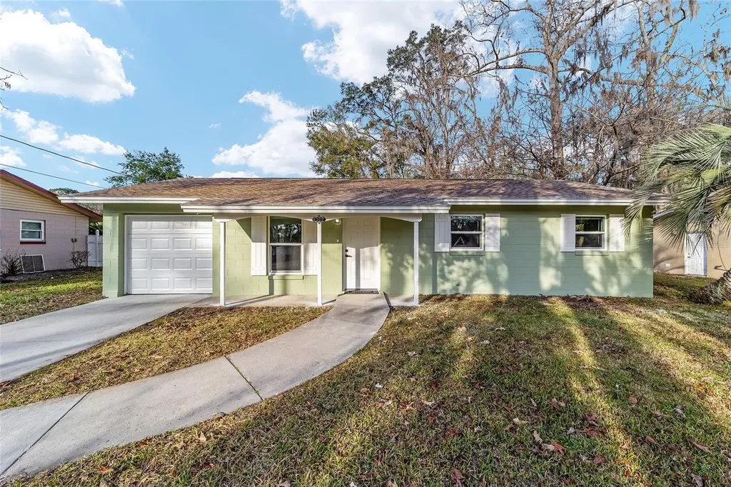 6302 NW 57th Avenue Ocala FL 34482