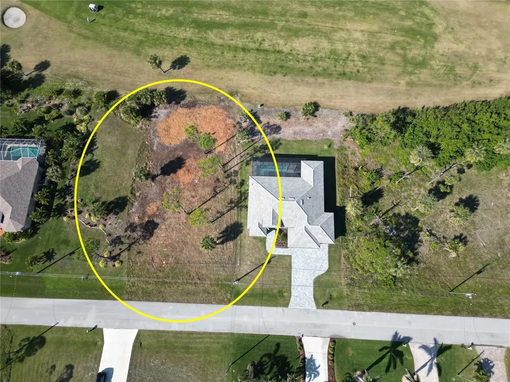 10 Pine Valley Place Rotonda West FL 33947