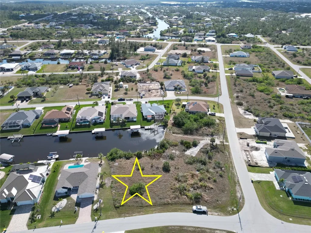 15562 Mccomb Circle Port Charlotte FL 33981
