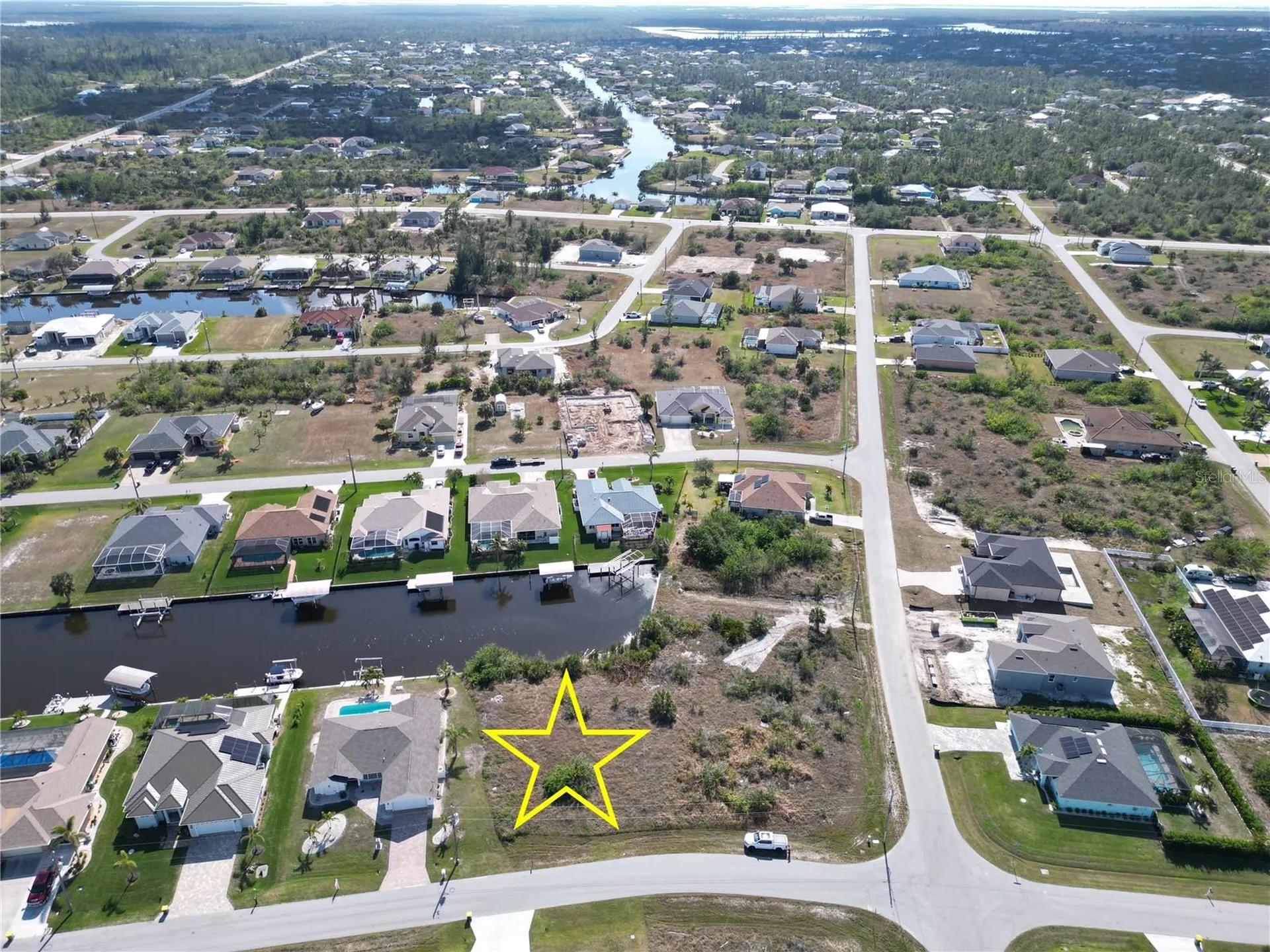 15562 Mccomb Circle Port Charlotte FL 33981